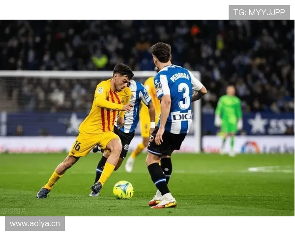 塞维利亚保级压力逐步反映，对联赛竞争格局带来变化